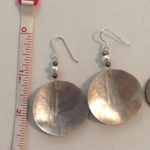 Exquisite handmade earrings Pearl,shell, sterling - Picture 4 of 6